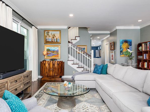 411 22nd Street, Huntington Beach CA 92648