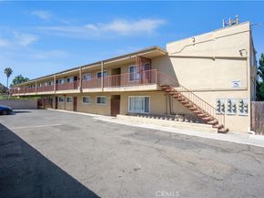 511 E Washington Avenue, Santa Ana CA 92701