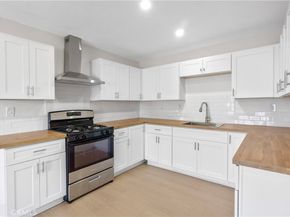 511 E Washington Avenue, Santa Ana CA 92701