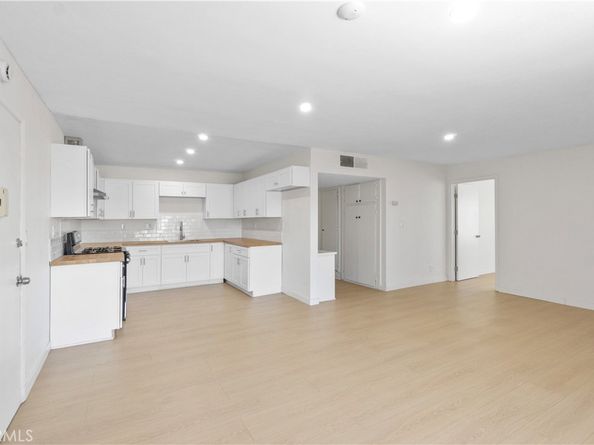 511 E Washington Avenue, Santa Ana CA 92701