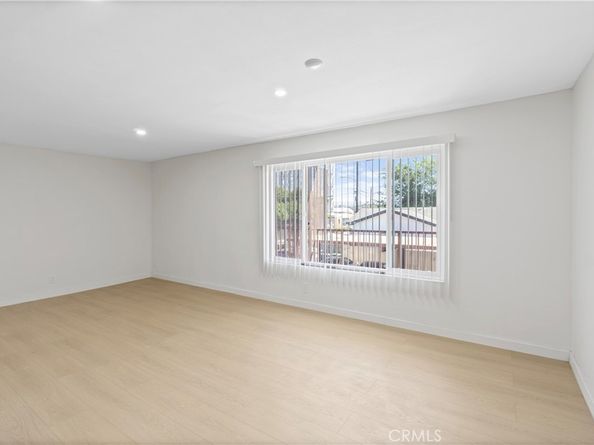 511 E Washington Avenue, Santa Ana CA 92701