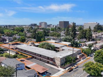 511 E Washington Avenue