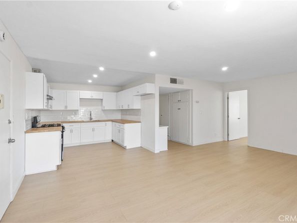 511 E Washington Avenue, Santa Ana CA 92701