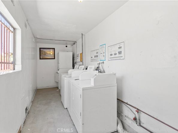 511 E Washington Avenue, Santa Ana CA 92701