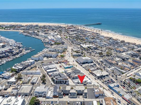 409 29th Street, Newport Beach CA 92663