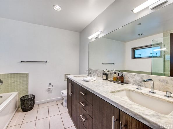 409 29th Street, Newport Beach CA 92663