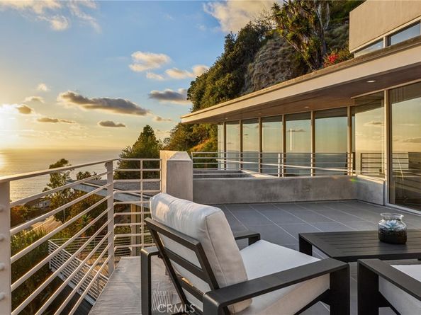 704 Nyes Place, Laguna Beach CA 92651