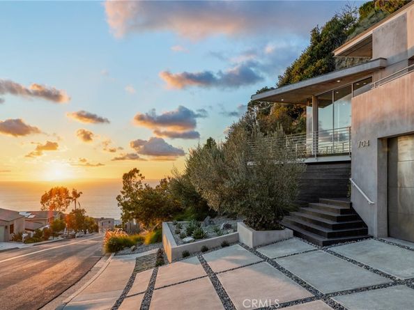 704 Nyes Place, Laguna Beach CA 92651