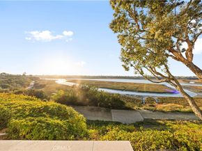 2427 Vista Nobleza, Newport Beach CA 92660