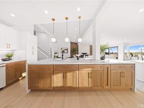 2427 Vista Nobleza, Newport Beach CA 92660