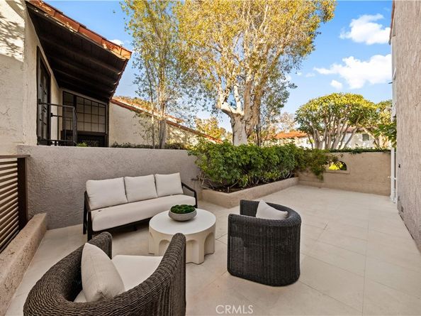 2427 Vista Nobleza, Newport Beach CA 92660