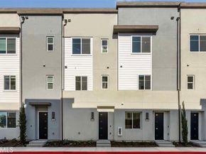 7256 Aura Circle, Huntington Beach CA 92647