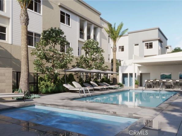 7256 Aura Circle, Huntington Beach CA 92647