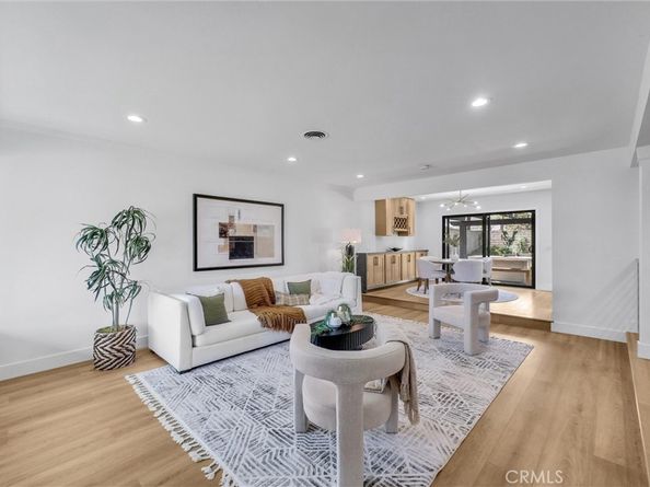 21621 Kaneohe, Huntington Beach CA 92646