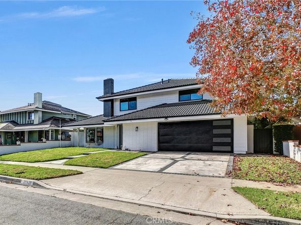 21621 Kaneohe, Huntington Beach CA 92646