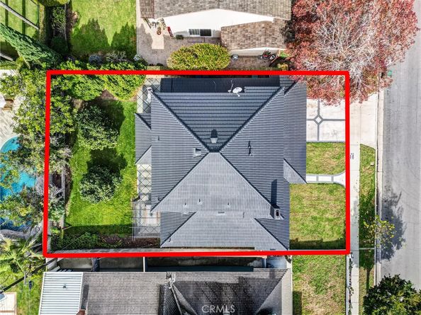 21621 Kaneohe, Huntington Beach CA 92646