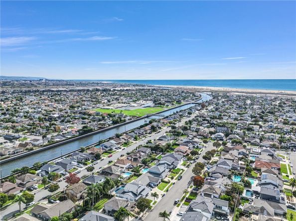 21621 Kaneohe, Huntington Beach CA 92646