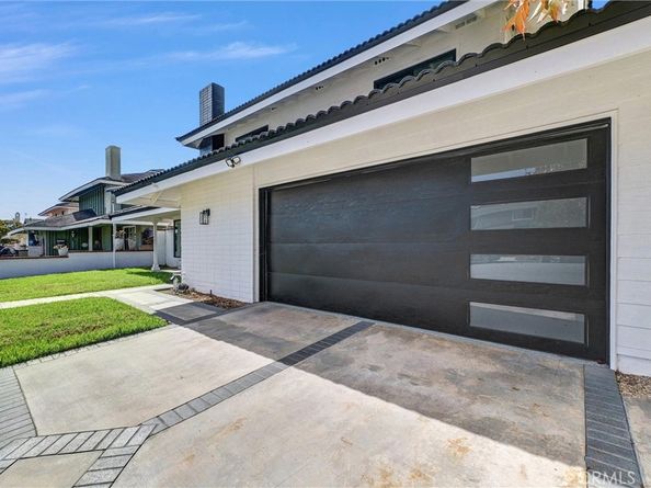 21621 Kaneohe, Huntington Beach CA 92646