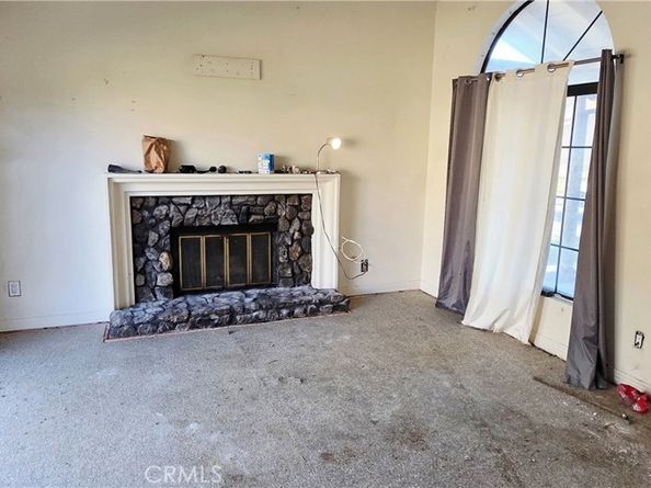 14837 Mission Glen, Sylmar CA 91342