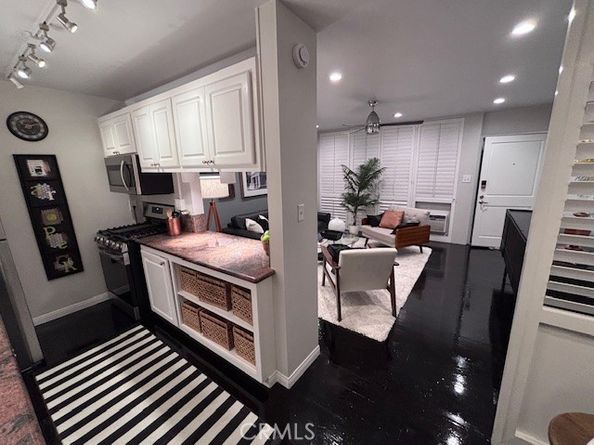 1255 N Harper Avenue 7, West Hollywood CA 90046