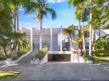 1255 N Harper Avenue