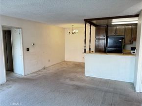 2511 W Sunflower F11, Santa Ana CA 92704