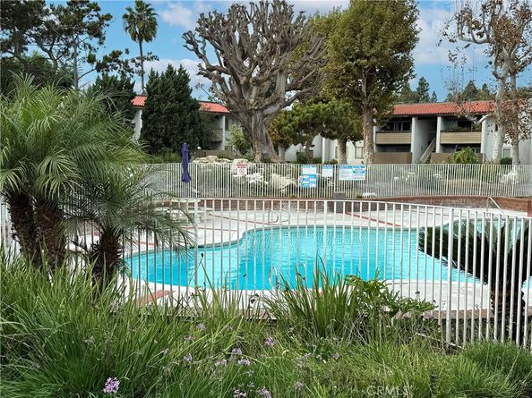 2511 W Sunflower F11, Santa Ana CA 92704