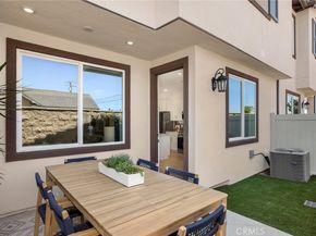 7014 Solara Way, Westminster CA 92683