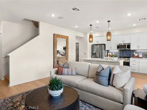 7014 Solara Way, Westminster CA 92683