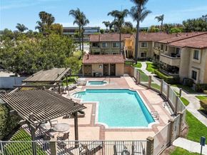 17333 Brookhurst Street F2, Fountain Valley CA 92708