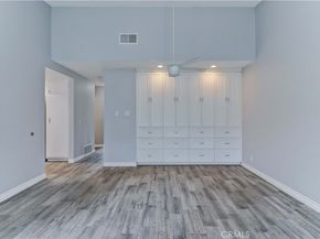 8566 Sierra 911C, Huntington Beach CA 92646