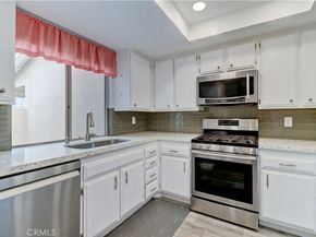 8566 Sierra 911C, Huntington Beach CA 92646