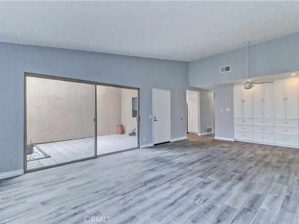 8566 Sierra 911C, Huntington Beach CA 92646