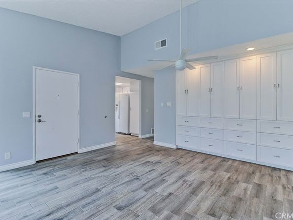 8566 Sierra 911C, Huntington Beach CA 92646