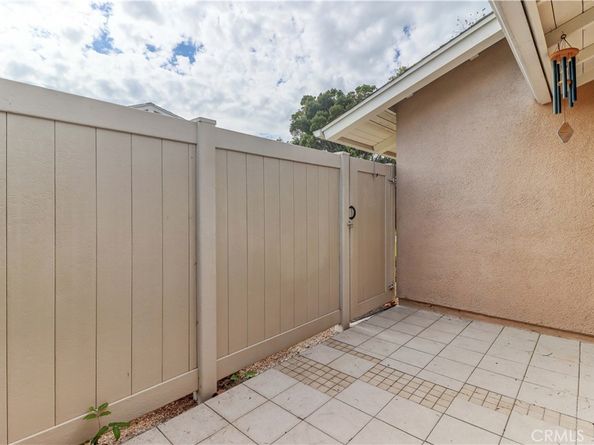 8566 Sierra 911C, Huntington Beach CA 92646