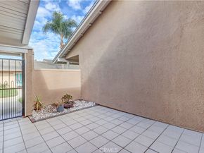 8566 Sierra 911C, Huntington Beach CA 92646