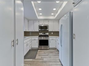 8566 Sierra 911C, Huntington Beach CA 92646