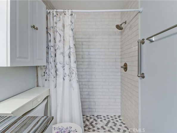 8566 Sierra 911C, Huntington Beach CA 92646