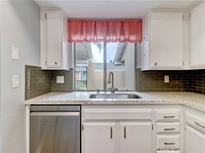 8566 Sierra 911C, Huntington Beach CA 92646