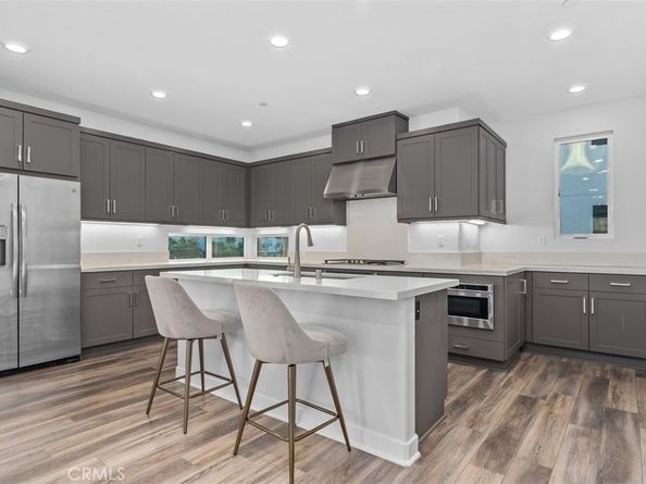 430 Transport, Tustin CA 92782