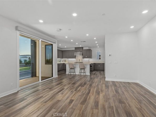 430 Transport, Tustin CA 92782