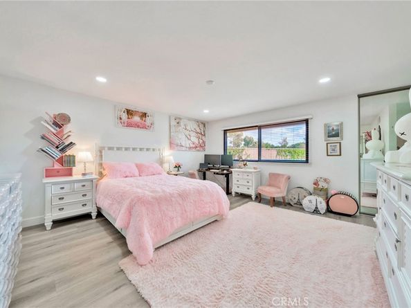 5151 Walnut Ave. 34, Irvine CA 92604