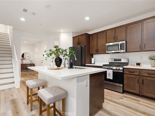 2983 E Halton Paseo, Ontario CA 91761