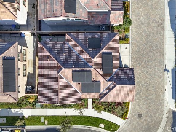 2983 E Halton Paseo, Ontario CA 91761