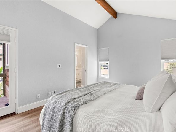 2649 Elden E, Costa Mesa CA 92627