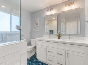 2649 Elden E, Costa Mesa CA 92627