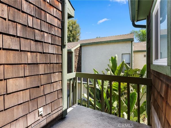 2649 Elden E, Costa Mesa CA 92627