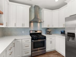 2649 Elden E, Costa Mesa CA 92627