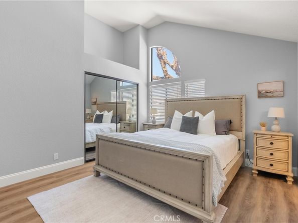 2649 Elden E, Costa Mesa CA 92627