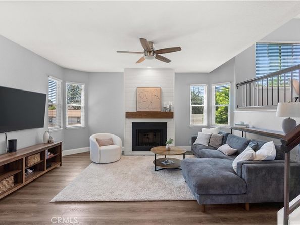 2649 Elden E, Costa Mesa CA 92627